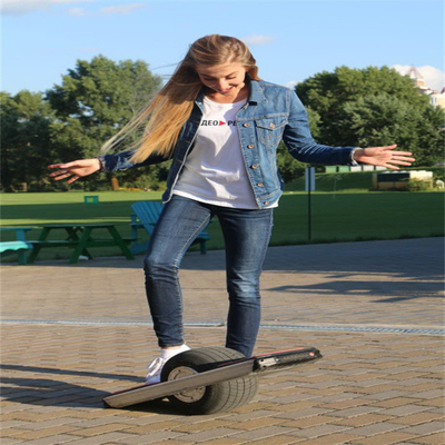 Electric Onewheel Surfboard 18-25km One Wheel Manual Skateboard With Guard Rail